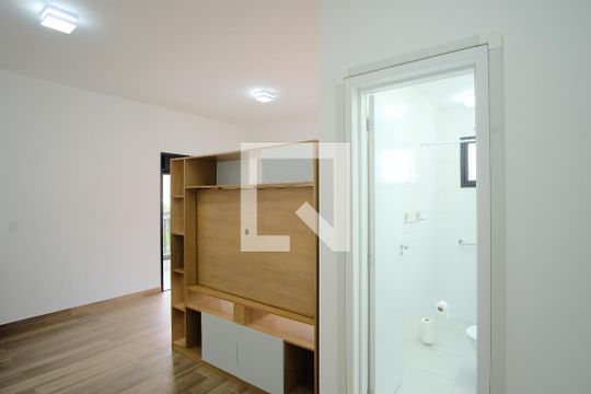 Sala de kitnet/studio à venda com 1 quarto, 38m² em Parque São Jorge, São Paulo
