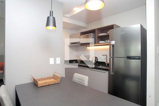 Studio - Cozinha de kitnet/studio à venda com 1 quarto, 32m² em Independência, Porto Alegre