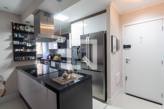 Cozinha de apartamento à venda com 3 quartos, 73m² em Vila Penteado, São Paulo