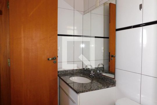 Banheiro de apartamento para alugar com 3 quartos, 78m² em Jardim Europa, Paulínia