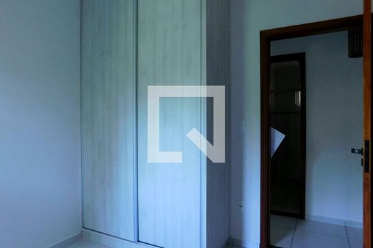 Quarto de apartamento para alugar com 3 quartos, 78m² em Jardim Europa, Paulínia