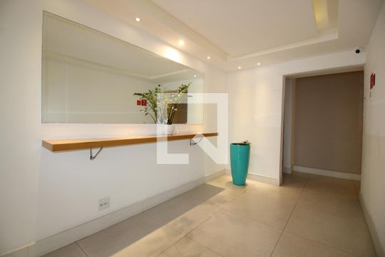 Hall de Entrada de apartamento para alugar com 2 quartos, 60m² em Anil, Rio de Janeiro