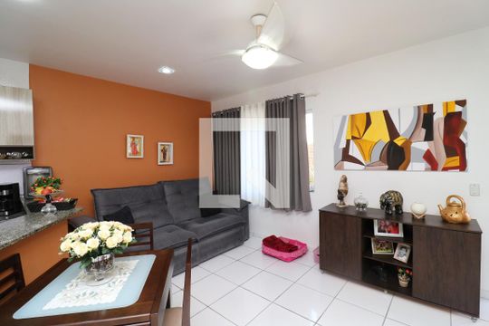 Casa à venda com 2 quartos, 80m² em Jardim Guanabara, Rio de Janeiro