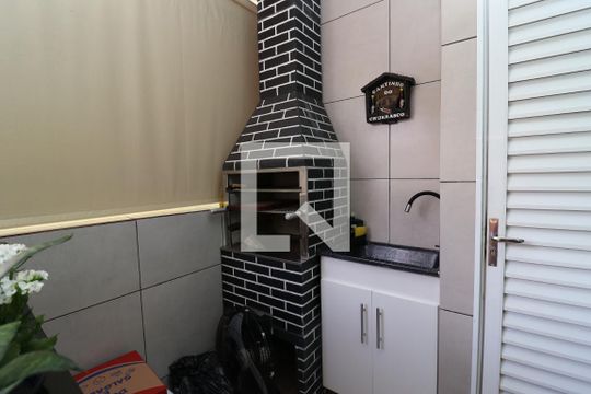 Área externa de casa à venda com 2 quartos, 80m² em Jardim Guanabara, Rio de Janeiro