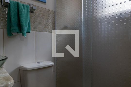 Banheiro Suíte 1 de casa para alugar com 4 quartos, 250m² em Cangaíba, São Paulo