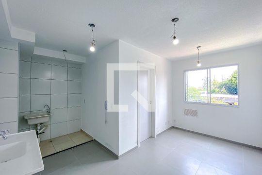 Apartamento para alugar com 2 quartos, 35m² em Canindé, São Paulo