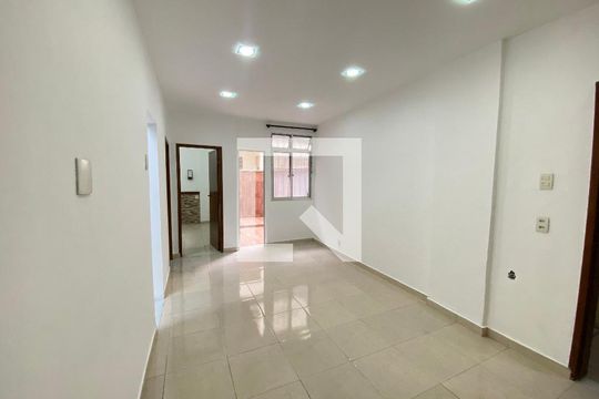 Sala de apartamento à venda com 1 quarto, 40m² em Bonsucesso, Rio de Janeiro