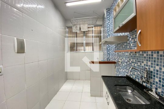 Cozinha de apartamento à venda com 1 quarto, 40m² em Bonsucesso, Rio de Janeiro