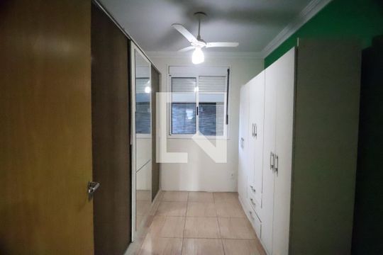 Quarto 1 de casa de condomínio à venda com 2 quartos, 80m² em Olaria, Canoas