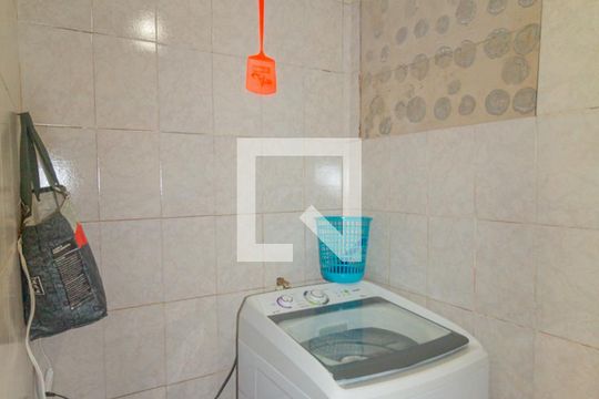 Área de Serviço de casa à venda com 3 quartos, 172m² em Harmonia, Canoas
