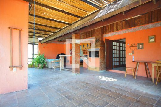 Terraço - Salão de Festas de casa à venda com 4 quartos, 520m² em Jardim São Pedro, Porto Alegre