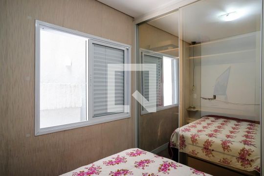 Suíte de apartamento para alugar com 2 quartos, 69m² em Santa Maria, São Caetano do Sul