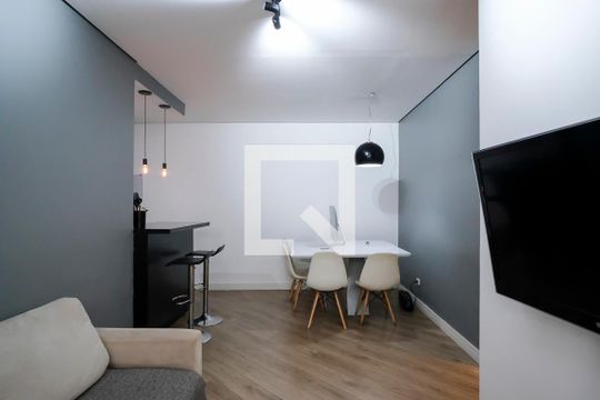 Sala de apartamento para alugar com 2 quartos, 69m² em Santa Maria, São Caetano do Sul