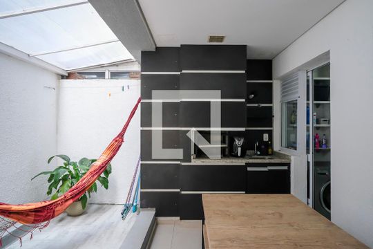 Varanda/quintal de apartamento para alugar com 2 quartos, 69m² em Santa Maria, São Caetano do Sul