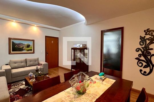 Sala de apartamento à venda com 3 quartos, 100m² em Nova Suíça, Belo Horizonte