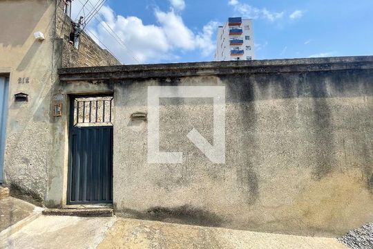 Fachada de casa à venda com 4 quartos, 150m² em Inconfidentes, Contagem