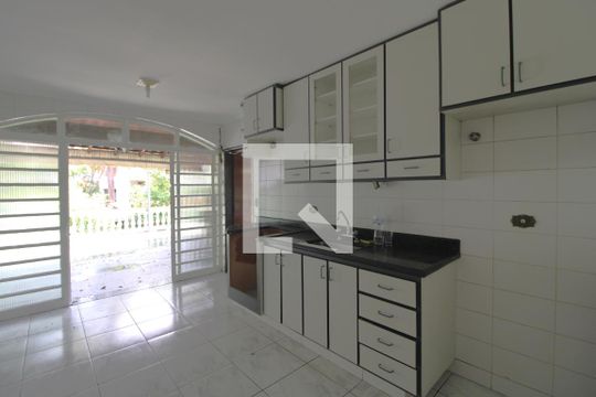 Cozinha de casa à venda com 3 quartos, 309m² em Jardim Prudência, São Paulo