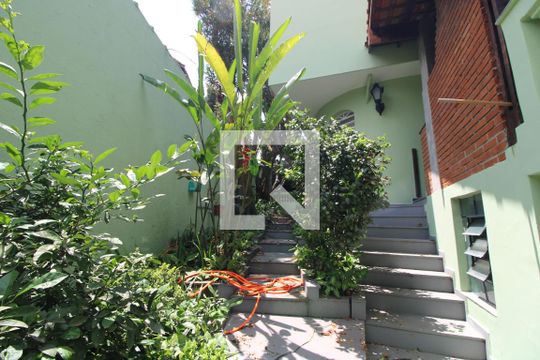 Quintal lateral de casa à venda com 3 quartos, 309m² em Jardim Prudência, São Paulo