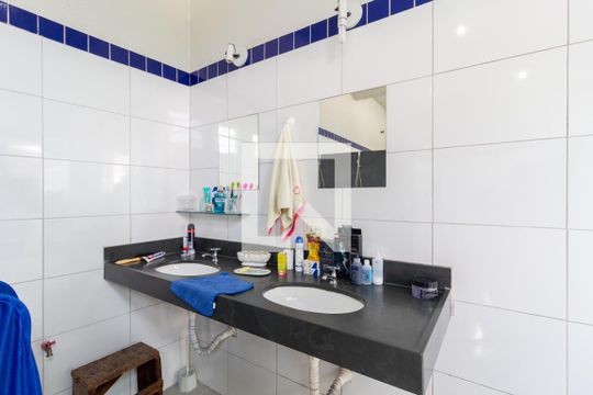 Banheiro - Área de Serviço de casa à venda com 4 quartos, 500m² em Mooca, São Paulo