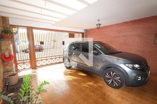 Garagem de casa à venda com 3 quartos, 170m² em Vila Graciosa, São Paulo