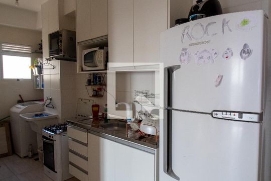 Cozinha de apartamento para alugar com 2 quartos, 57m² em Loteamento Residencial Viva Vista, Sumaré