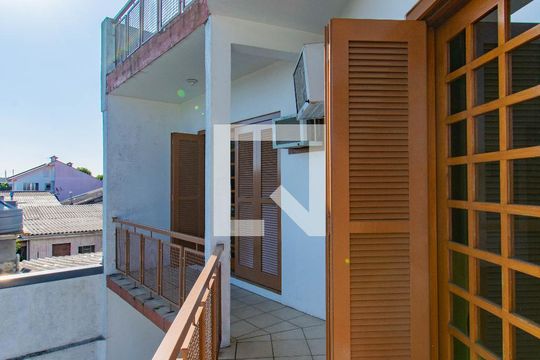 Varanda - Sala de casa à venda com 5 quartos, 600m² em Niterói, Canoas