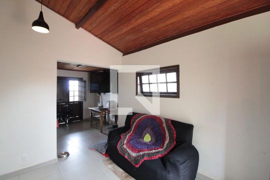 Casa à venda com 3 quartos, 304m² em Garças, Belo Horizonte