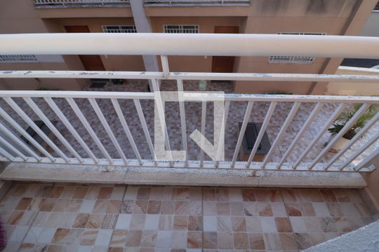 Sacada de casa de condomínio à venda com 3 quartos, 132m² em Penha de França, São Paulo