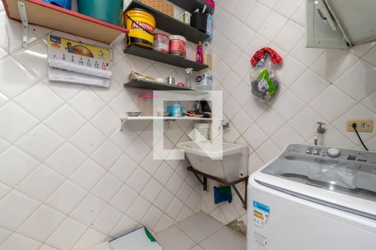 Área de Serviço de casa à venda com 3 quartos, 200m² em Vila Bandeirantes, São Paulo