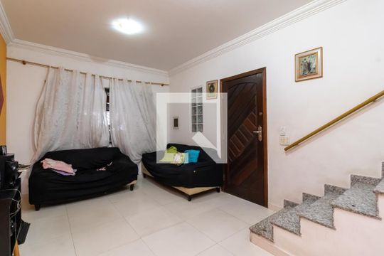 Casa à venda com 3 quartos, 200m² em Vila Bandeirantes, São Paulo