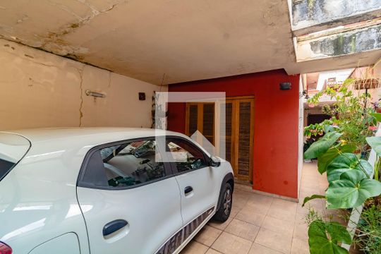 Garagem de casa à venda com 3 quartos, 180m² em Campo Belo, São Paulo