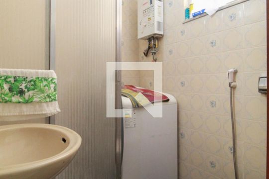 Banheiro social de apartamento à venda com 1 quarto, 44m² em Urca, Rio de Janeiro