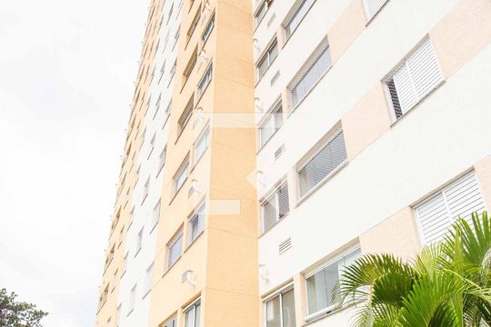 Fachada do bloco de apartamento à venda com 3 quartos, 67m² em Centro, Diadema