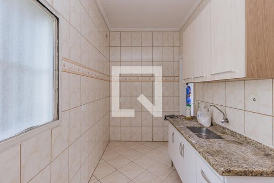 Cozinha de apartamento para alugar com 2 quartos, 56m² em Conjunto Residencial Trinta E Um de Marco, São José dos Campos