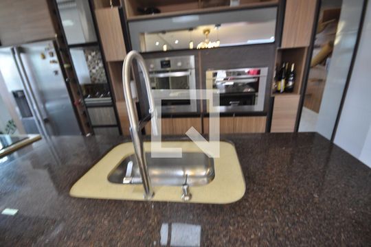 Cozinha de apartamento para alugar com 2 quartos, 80m² em Tucuruvi, São Paulo