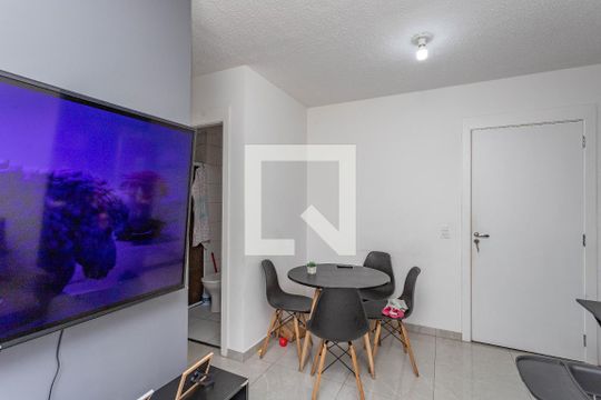 Sala de apartamento para alugar com 2 quartos, 41m² em Parque Bristol, São Bernardo do Campo