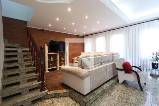 Casa à venda com 4 quartos, 286m² em São Lucas, São Paulo