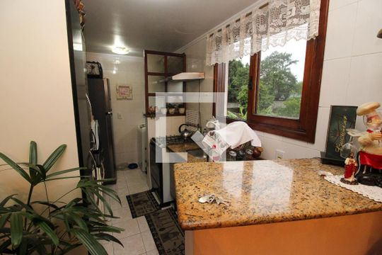 Cozinha de apartamento à venda com 1 quarto, 42m² em Cristal, Porto Alegre
