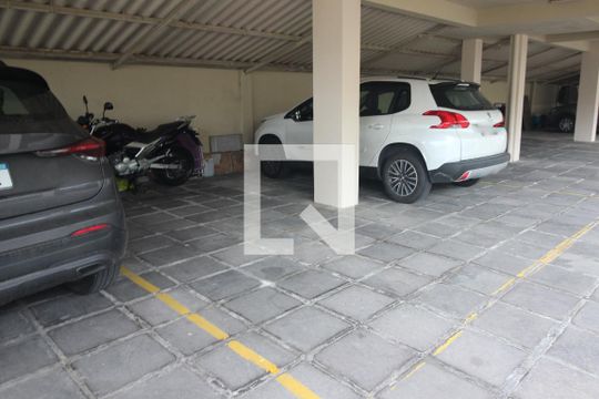 Garagem de apartamento à venda com 1 quarto, 42m² em Cristal, Porto Alegre