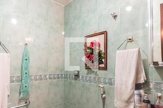 Banheiro de apartamento à venda com 1 quarto, 61m² em Vila Isabel, Rio de Janeiro