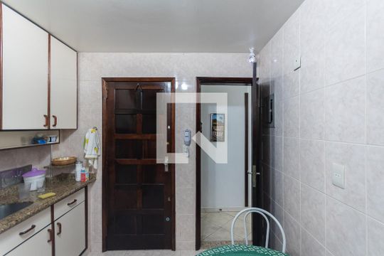 Cozinha de apartamento para alugar com 1 quarto, 61m² em Vila Isabel, Rio de Janeiro