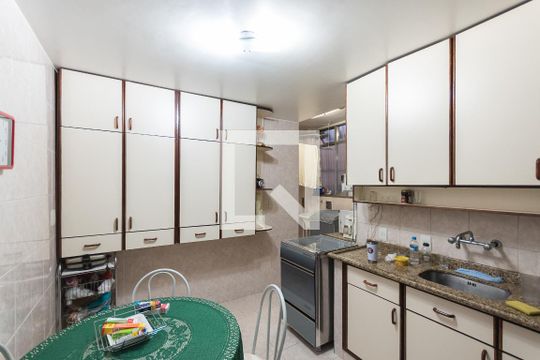 Cozinha de apartamento à venda com 1 quarto, 61m² em Vila Isabel, Rio de Janeiro