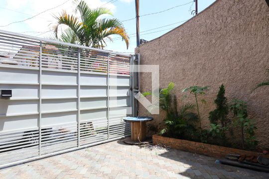 Garagem de casa à venda com 2 quartos, 90m² em Jardim Nossa Senhora do Carmo, São Paulo