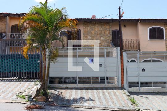 Fachada da casa - Placa instalada no portão do imóvel de casa à venda com 2 quartos, 90m² em Jardim Nossa Senhora do Carmo, São Paulo