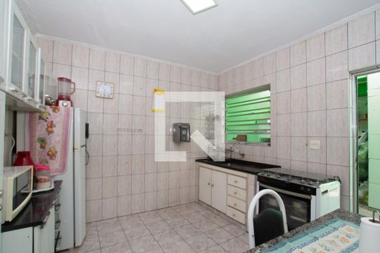 Cozinha de casa à venda com 4 quartos, 127m² em Gopoúva, Guarulhos