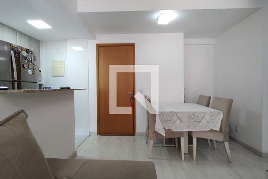 Sala de apartamento à venda com 2 quartos, 60m² em Taquara, Rio de Janeiro