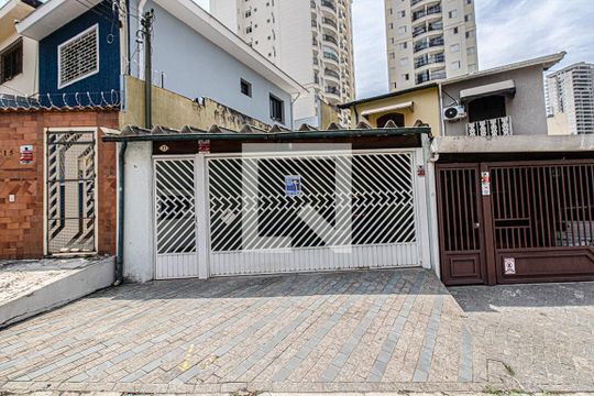 Fachada de casa à venda com 4 quartos, 172m² em Vila Nair, São Paulo