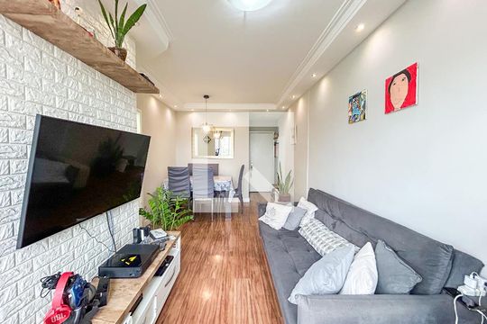 Apartamento à venda com 3 quartos, 75m² em Vila Isa, São Paulo
