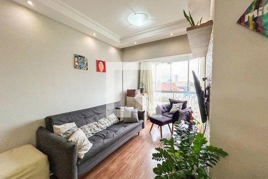 Sala de apartamento à venda com 3 quartos, 75m² em Vila Isa, São Paulo