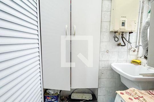 Área de Serviço de apartamento à venda com 3 quartos, 75m² em Vila Isa, São Paulo